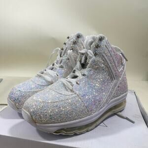 Yru rave sparkle sneakers